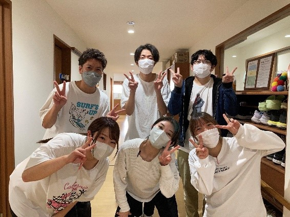 神奈川県横浜市西区岡野2-6-6にある、保育のお仕事求人