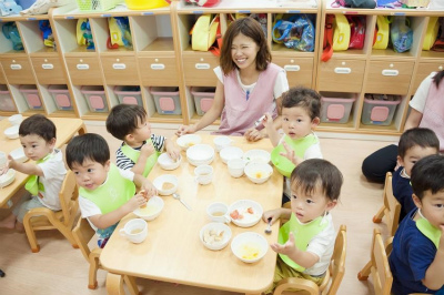 小田急多摩線 五月台駅にある給食調理・栄養士のお仕事求人
