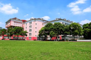 海外にある保育のお仕事求人