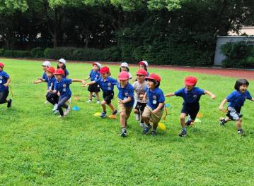 海外中国上海市長寧区甘渓路580号にある、幼稚園教諭のお仕事求人