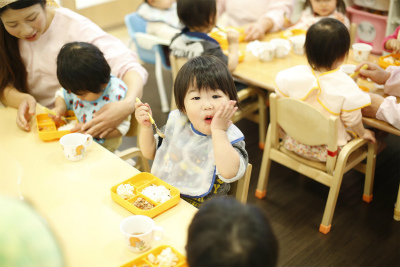 神奈川県川崎市麻生区上麻生6-24-14　ケアセンターそよ風2Fにある、病院内保育室（保育のお仕事）求人