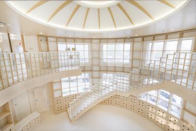 東京都新宿区百人町２丁目１１−２４ 染矢グロービル1Fにある、保育のお仕事求人