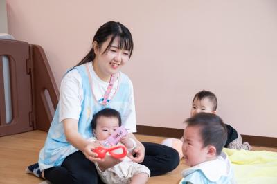 神奈川県川崎市中原区西加瀬2-2にある、保育のお仕事求人