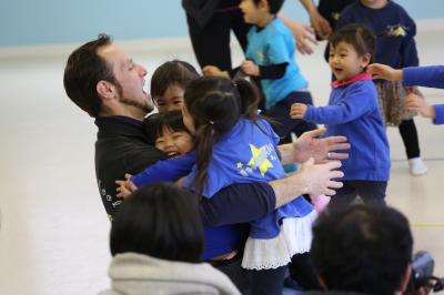 ブルーライン 中川駅にある保育のお仕事求人