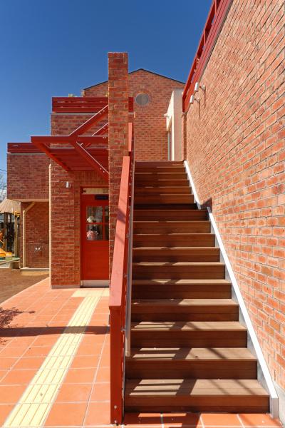 神奈川県横浜市神奈川区菅田町１７６１－１にある、保育のお仕事求人