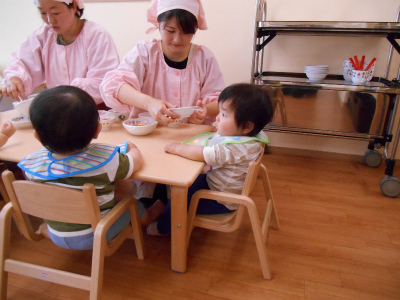 JR高崎線 大宮駅にある給食調理・栄養士のお仕事求人