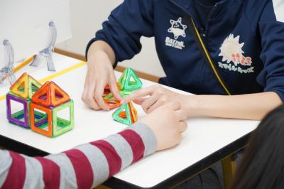 東京都にある発達支援・児童指導員のお仕事求人