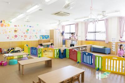 沖縄県那覇市楚辺2-34-22　3Fにある、給食調理・栄養士のお仕事求人