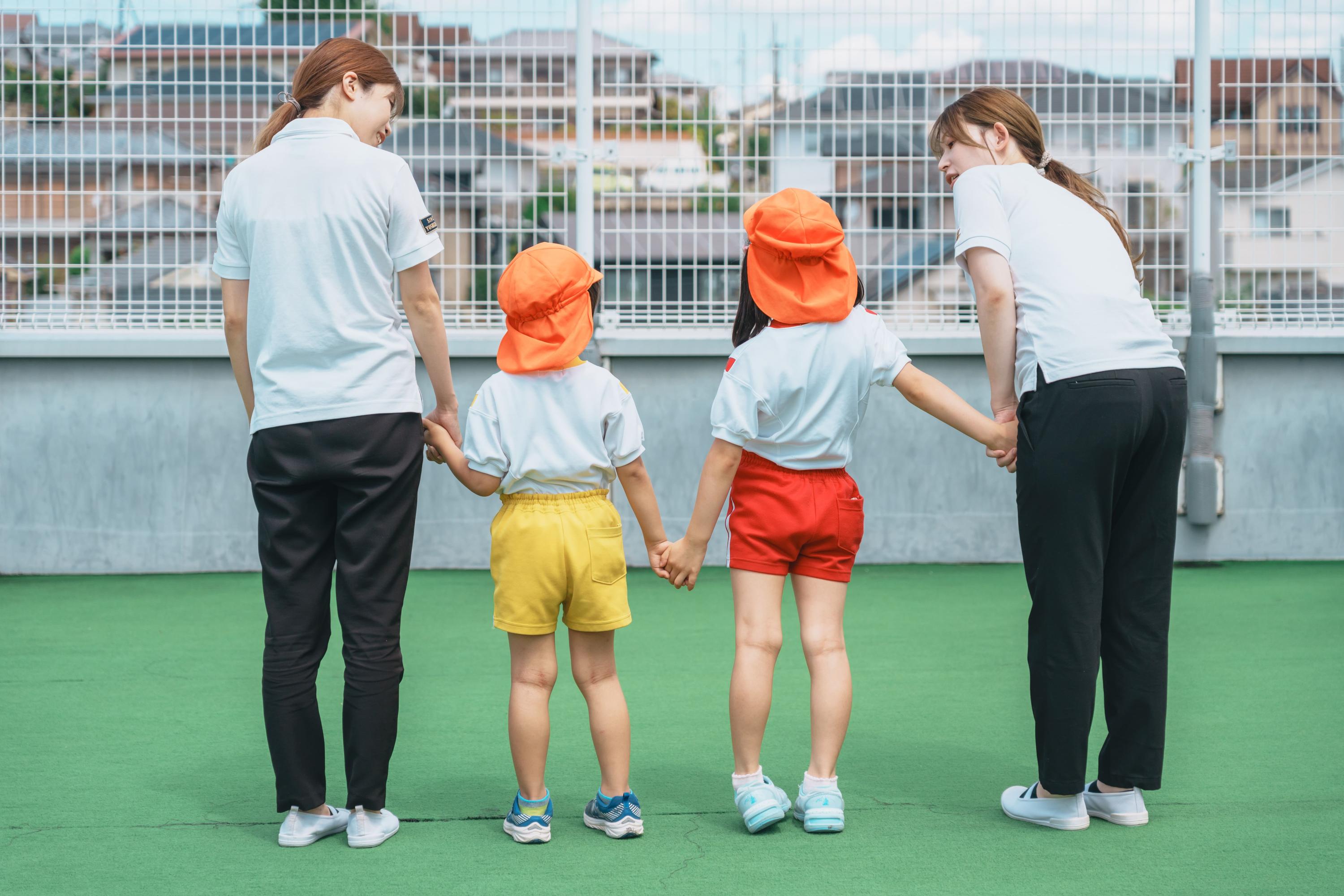 奈良県奈良市あやめ池北3丁目1452-15にある、保育のお仕事求人