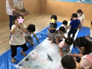 埼玉県さいたま市西区指扇2637-1　鈴栄指扇ビル1階にある、保育のお仕事求人