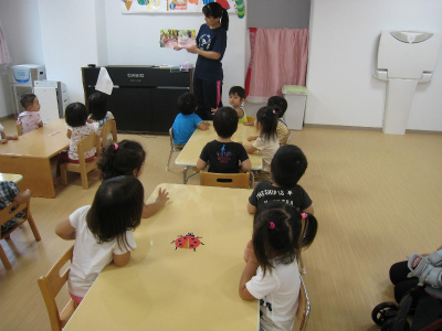大阪府茨木市主原町3-7林泉第一ビル1階にある、保育のお仕事求人