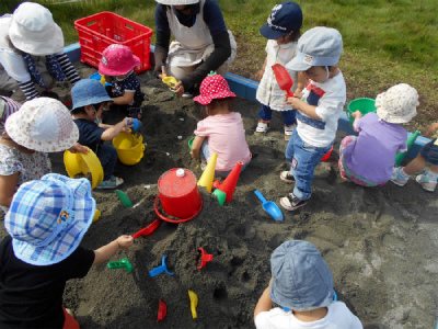 神奈川県厚木市長谷419-2にある、企業内保育室（保育のお仕事）求人