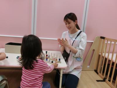 神奈川県川崎市高津区溝口5-21-12にある、保育のお仕事求人