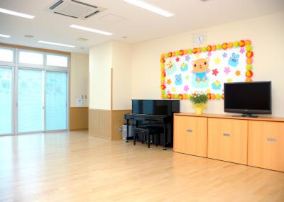 埼玉県蕨市中央1-23-8くるる２階にある、保育のお仕事求人