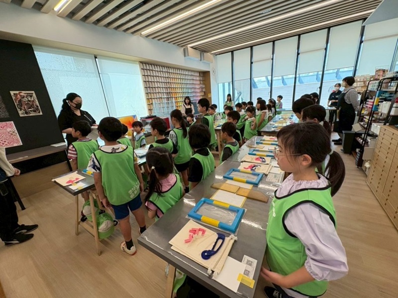 大阪府大阪市天王寺区石ケ辻町７-２２にある、学童・児童館のお仕事求人