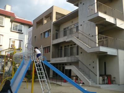 大阪府東大阪市東大阪市新家3-7-8にある、保育のお仕事求人