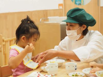 東急田園都市線 駒沢大学駅にある給食調理・栄養士のお仕事求人