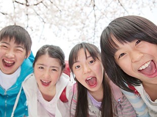 神奈川県横浜市旭区鶴ケ峰1-2-8　アーバン128-4Fにある、発達支援・児童指導員のお仕事求人