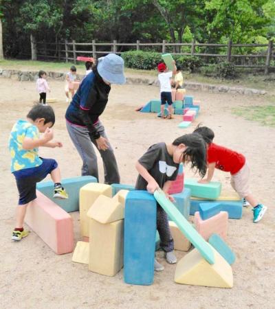 兵庫県神戸市長田区水笠通1-1-21にある、（保育園）管理職候補のお仕事求人