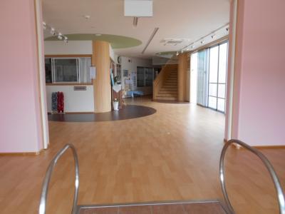 大阪府茨木市戸伏町13-35にある、保育のお仕事求人