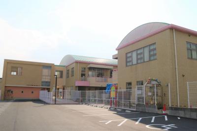 兵庫県姫路市飾磨区中野田4-123にある、保育のお仕事求人