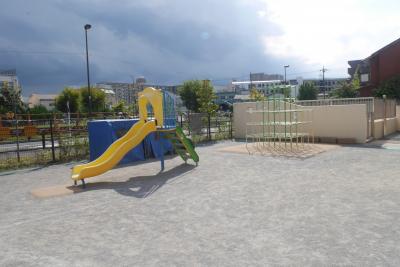 東京都足立区扇3-24-14にある、保育のお仕事求人