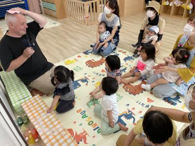 北海道北海道札幌市中央区南２３条西１５丁目１−１ ダイアナ南山鼻ヒルズ B棟2階にある、保育のお仕事求人