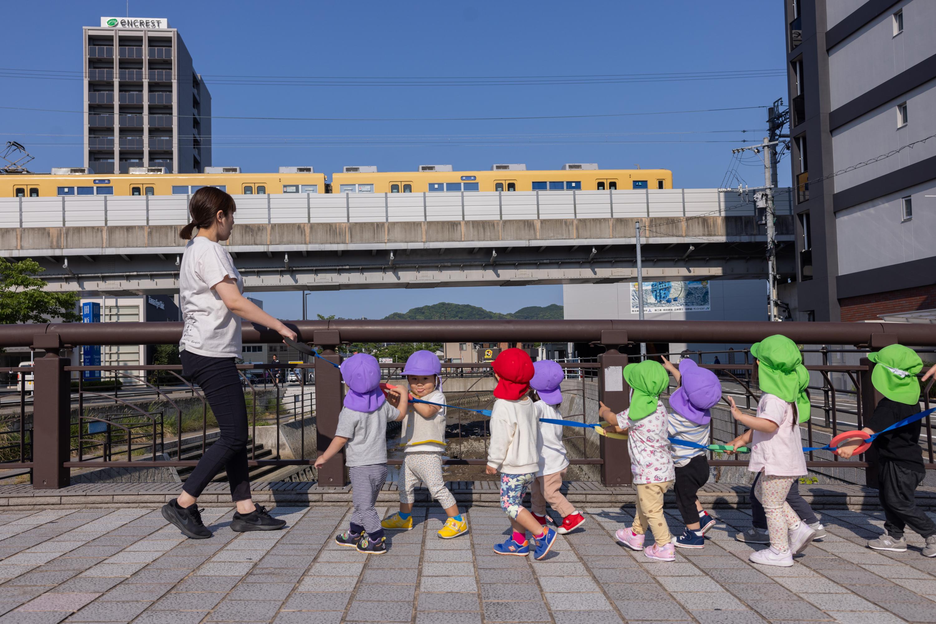 海の中道線 香椎駅にある保育のお仕事求人